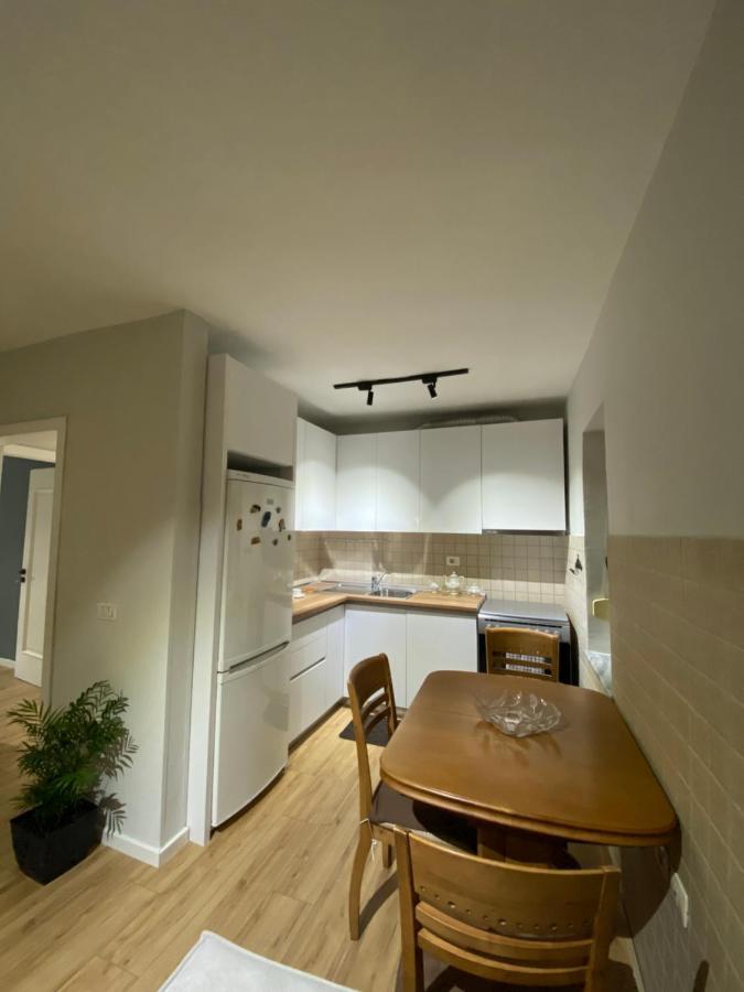 Lucas Downtown Apartment Tirana Exterior photo